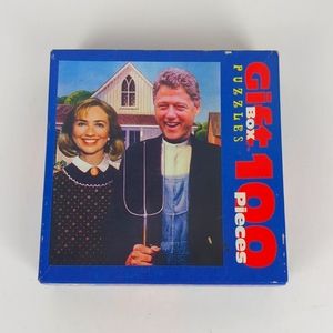 ARKANSAS GOTHIC President Bill Clinton Hillary Clinton Puzzle